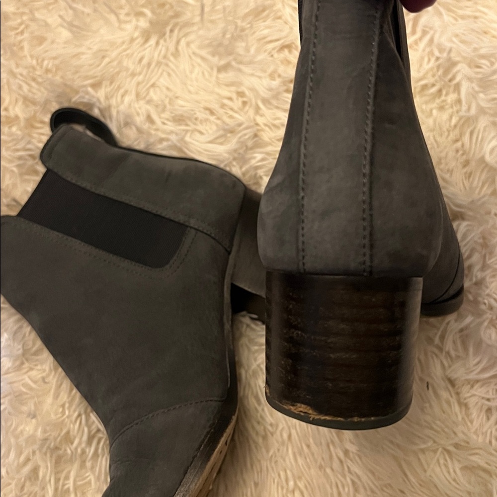 Rag & Bone Walker Suede Ankle Boots - Picture 7 of 8